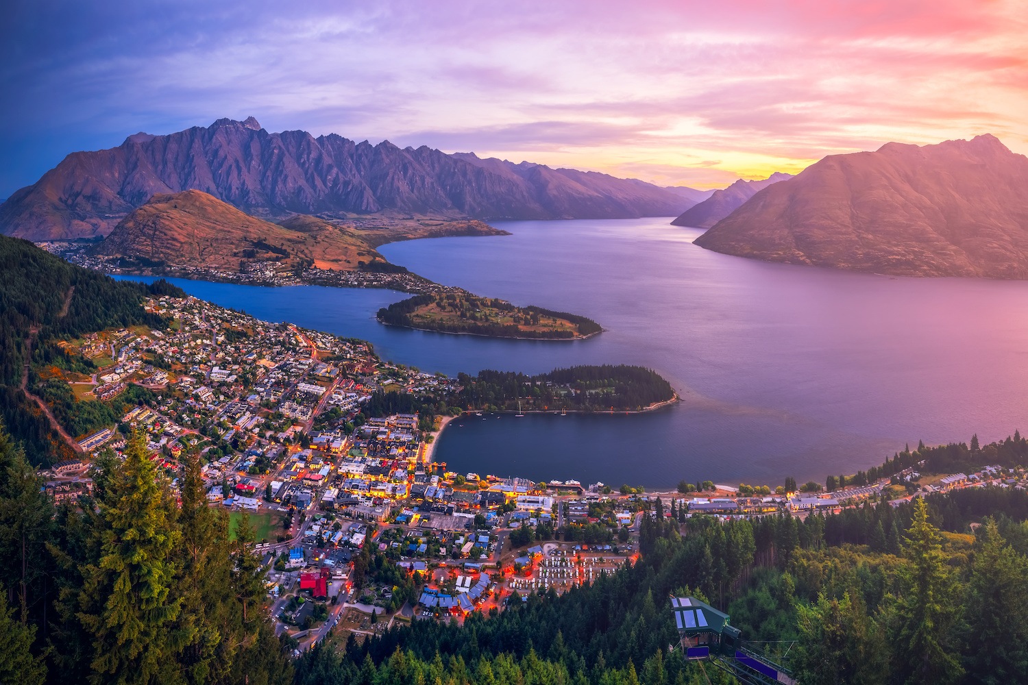 Where-to-Stay-in-Queenstown-Best-Airbnbs-